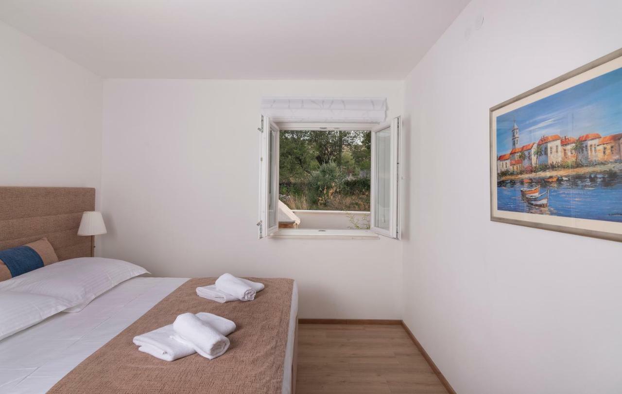 Villa Village Idylle With Heated Pool, Sauna, Jacuzzy And Private Parking Sukošan Buitenkant foto